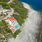 Family-Friendly Apartments With Swimming Pool Zavalatica, Korcula - 183 Zavalatica