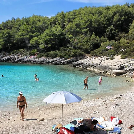 아파트 Family-friendly With Swimming Pool Zavalatica, Korcula - 183 *