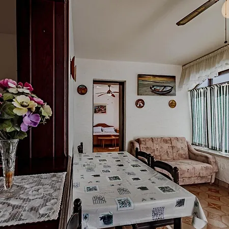 Family-friendly With Swimming Pool Zavalatica, Korcula - 183 아파트