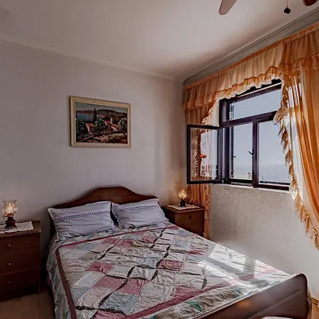 Family-friendly With Swimming Pool Zavalatica, Korcula - 183 아파트 *