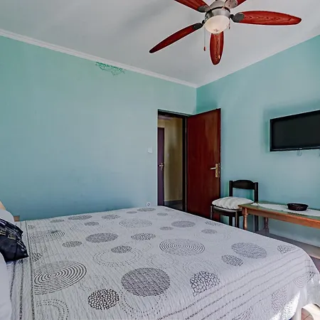 Family-friendly With Swimming Pool Zavalatica, Korcula - 183 아파트 자발라티카