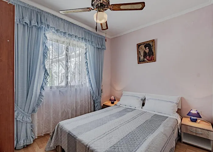 Διαμέρισμα Family-friendly With Swimming Pool Zavalatica, Korcula - 183 *